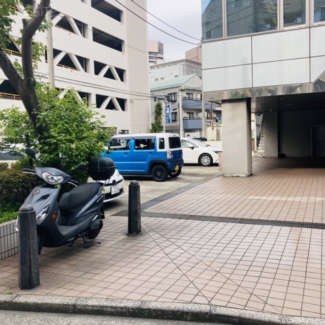 わかちく千葉ビル　駐車場