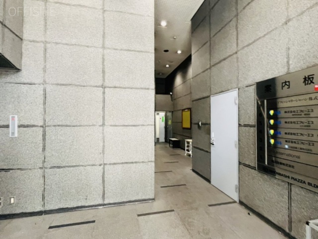日本橋ピアザビル　エントランス