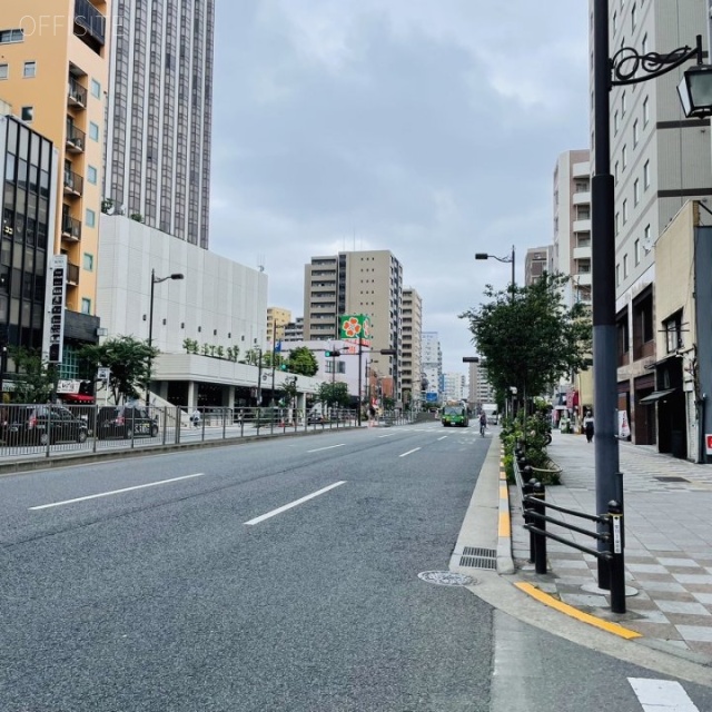 チドリ屋ビル ビル前面道路