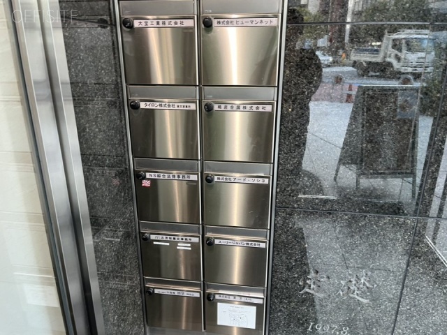 東洋須田町ビル エントランス