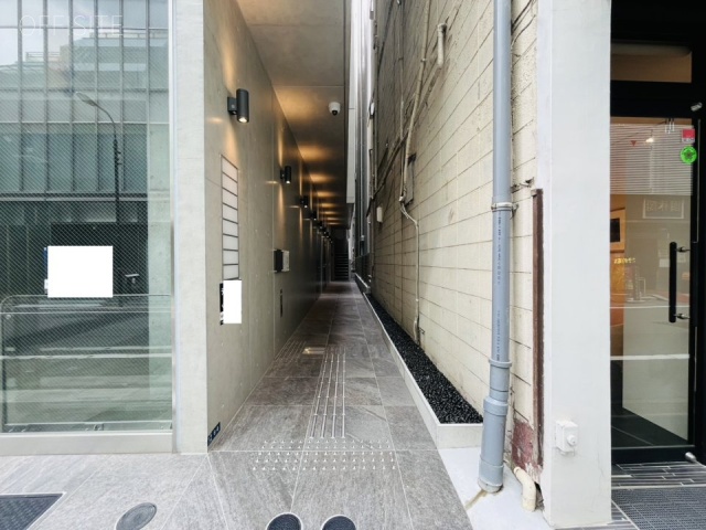 VORT京橋宝町　エントランス入口