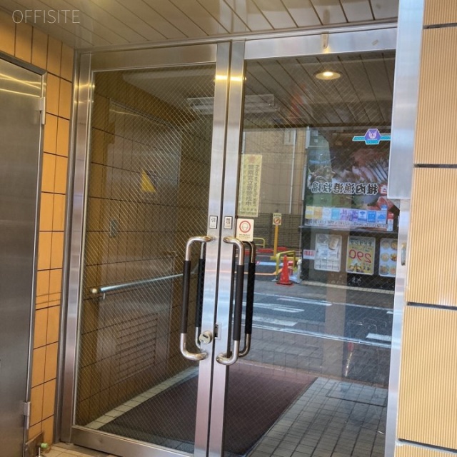 朝倉ビル エントランス