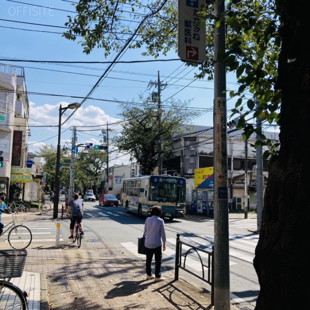 ハナブサ第一ビル ビル前面道路