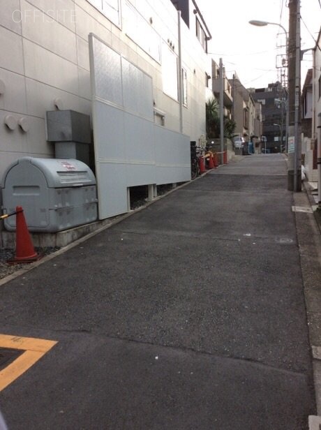 ユザワビル