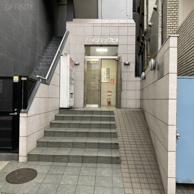 ファインテックビル エントランス
