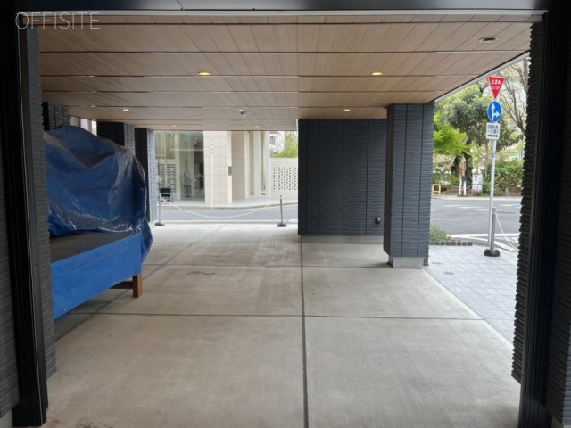 東麻布食文化ビル　エントランス