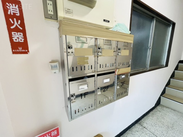 水野ビル　エントランス