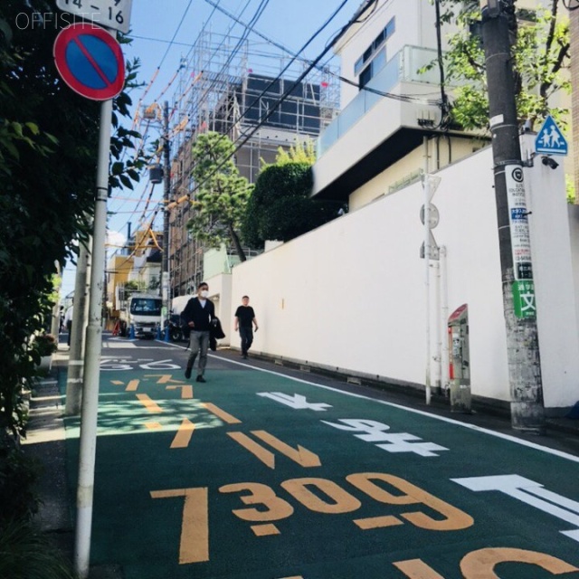 高倉第7マンション ビル前面道路