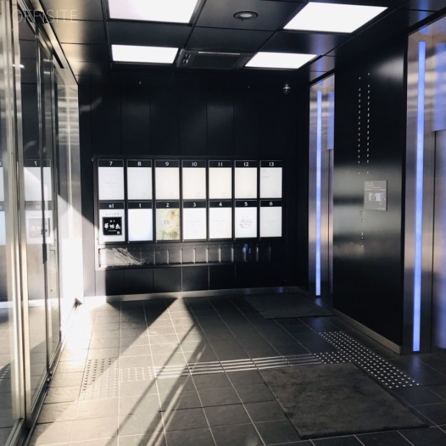 銀座4丁目タワー エントランス