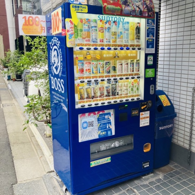 政弥(マサヤ)ビル エントランス