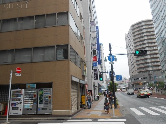 市原ビル ビル前面道路