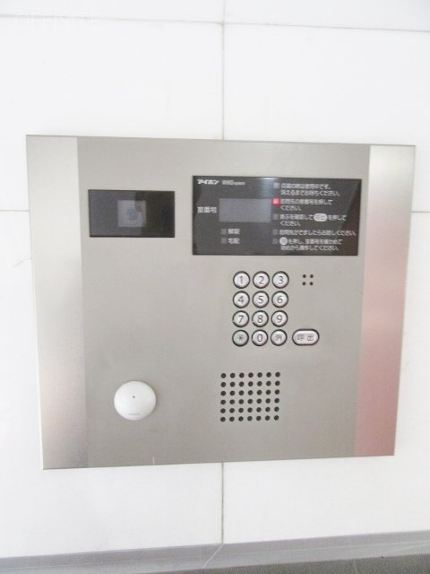 芝ウエストビル 3階【302】 7.95坪　オートロック設備