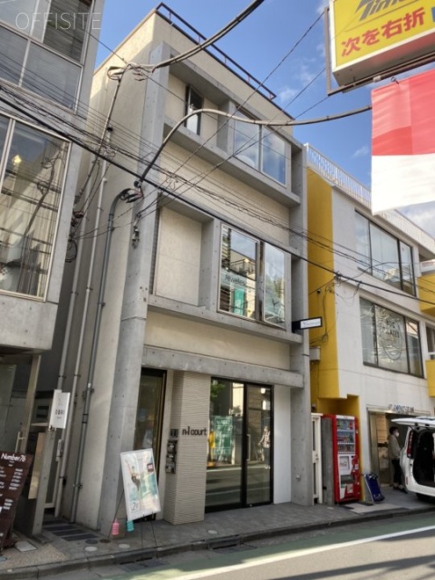 n-1 court 外観