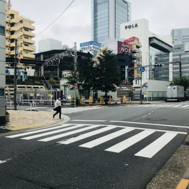 五反田不二越ビル ビル前面道路