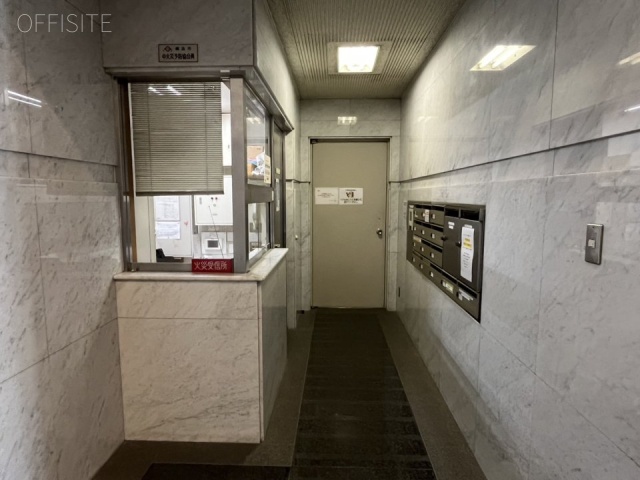 宇佐美山下町ビル　エントランス