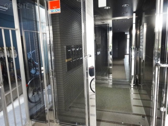 MRビル エントランス