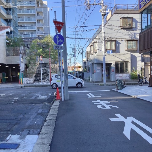 レスタンノール船橋 前面道路