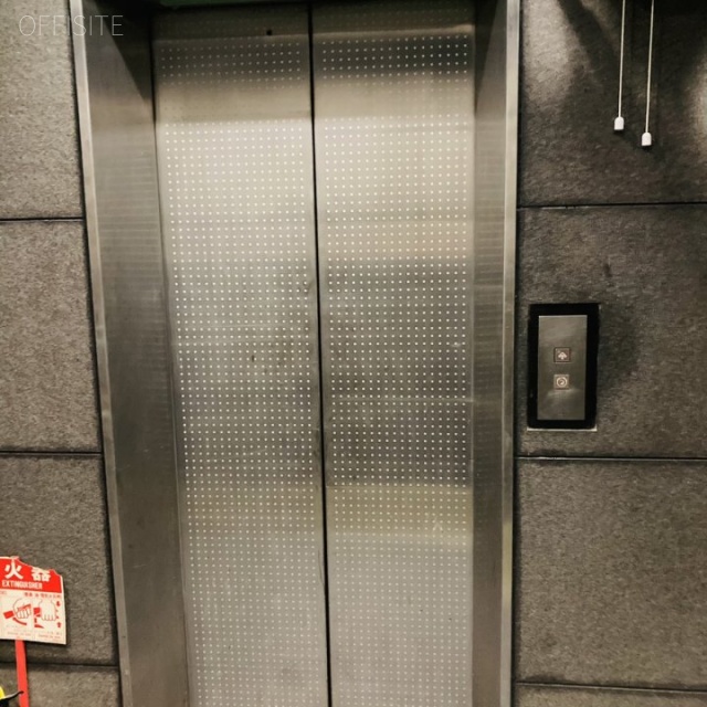池伝ビル エレベーター