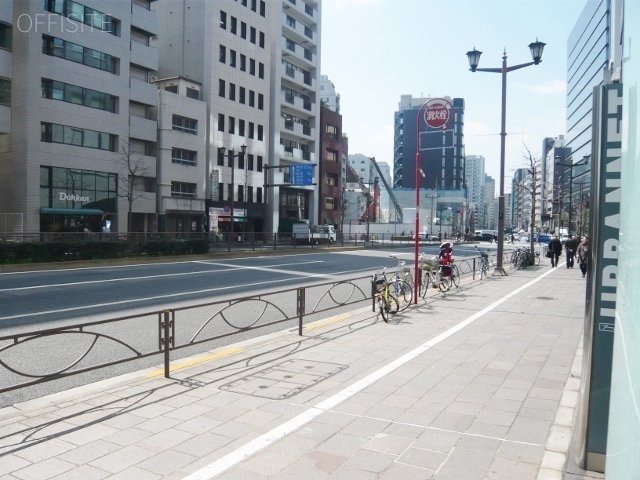 Gポイントビル ビル前面道路