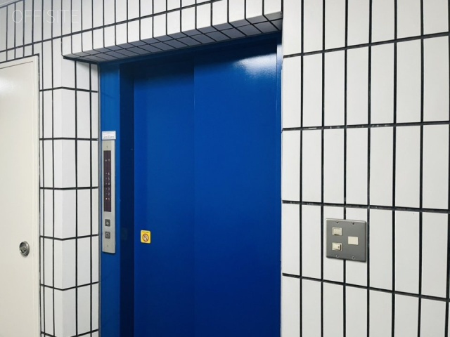 志村第2ビル エントランス