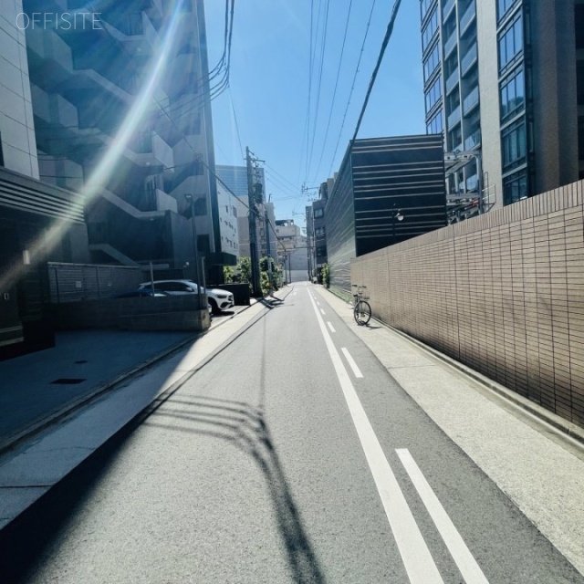 エスカ名駅東ビル　前面道路