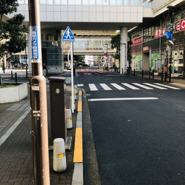 ステーションプラザタワー ビル前面道路