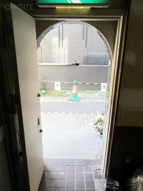 雪華堂ビル 画像