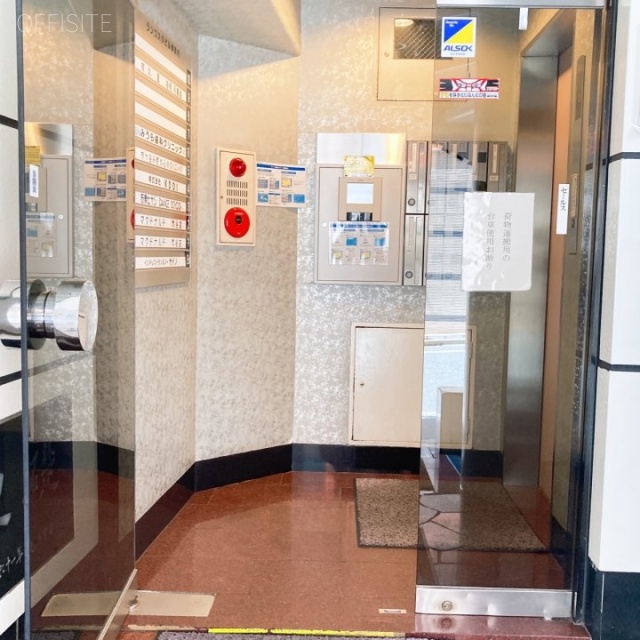 ランゴスタビル エントランス