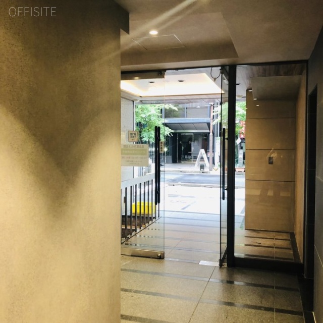 高島屋THビル北館　エントランス