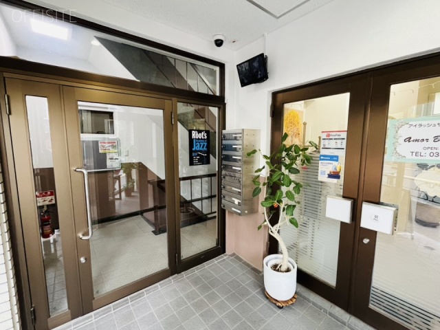 代々木MMIビル　エントランス