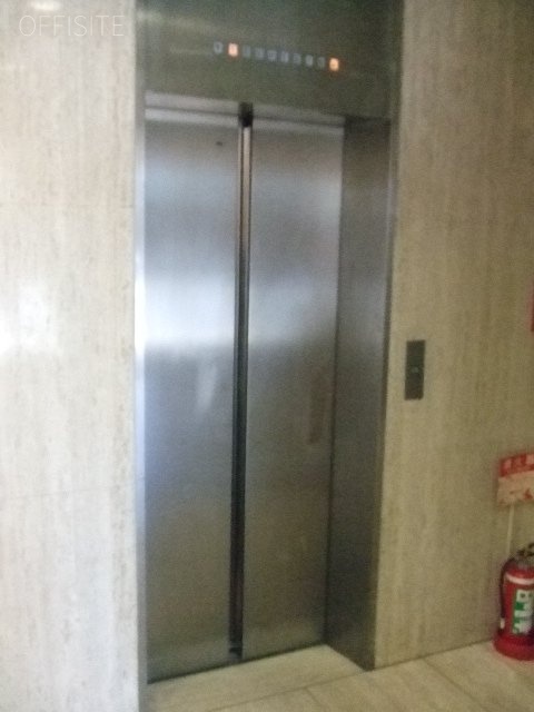 ニキグラスビル 画像