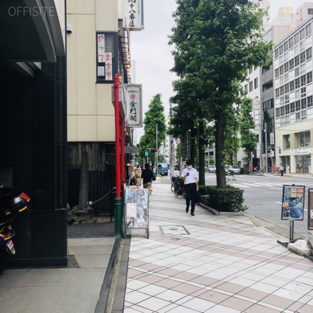 ヤマトインターナショナル日本橋ビル ビル前面道路