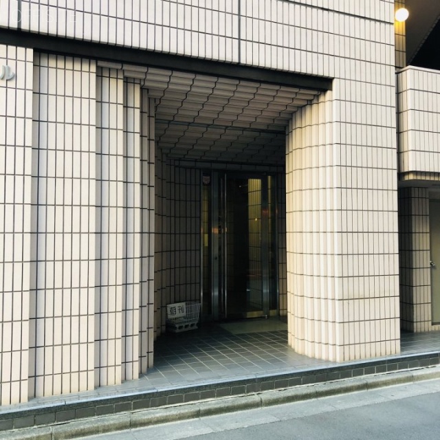 國竹ビル エントランス