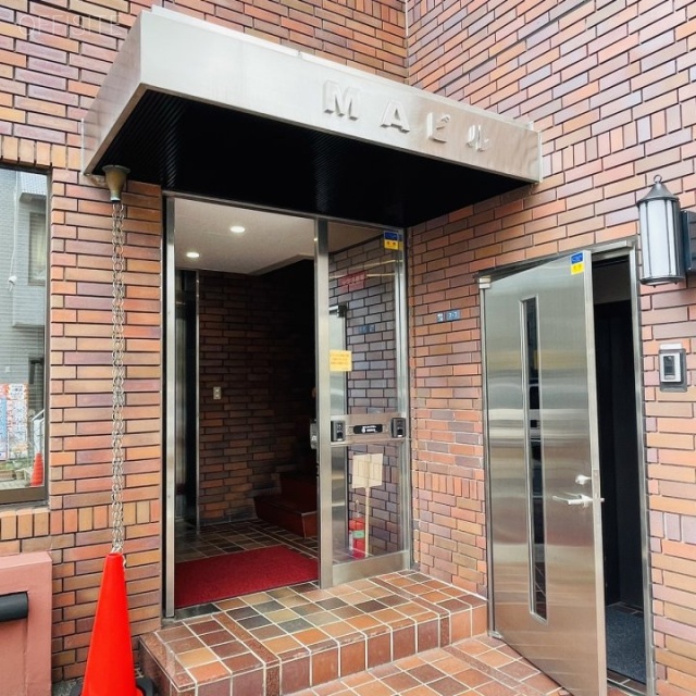 MAビル オフィスビル出入口