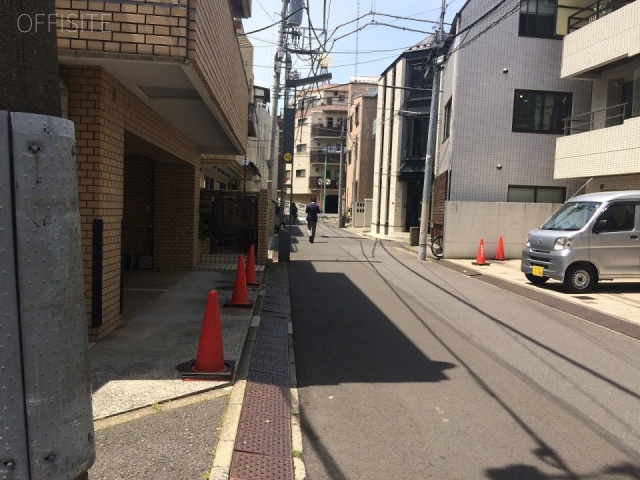 竹田ビル ビル前面道路