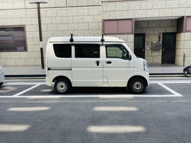 Ethica小伝馬町　前面に白枠駐車場
