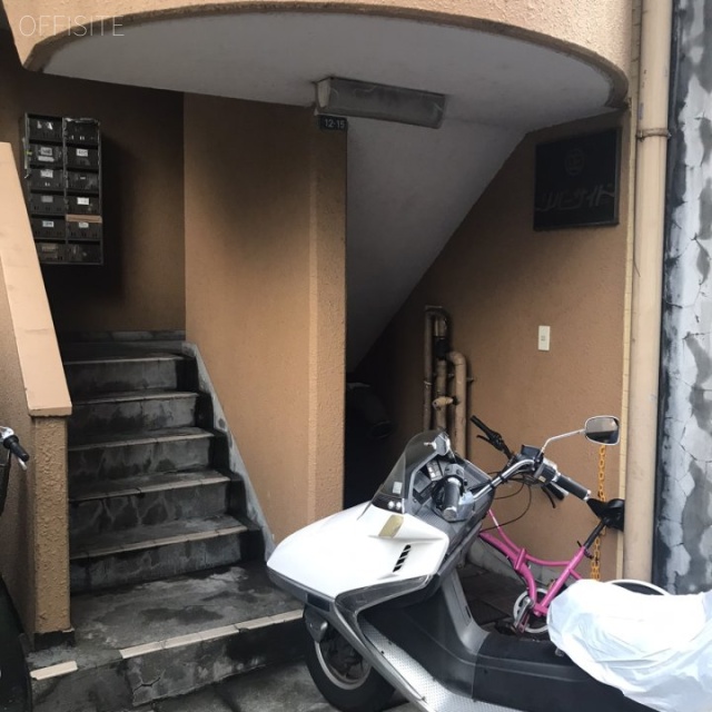リバーサイドビル　エントランス