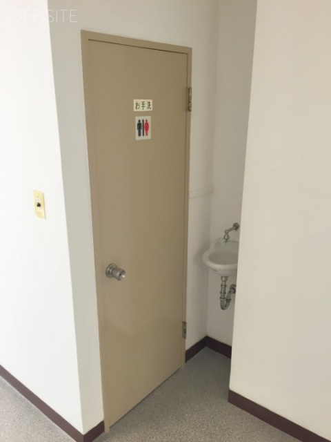 中央ビル トイレ