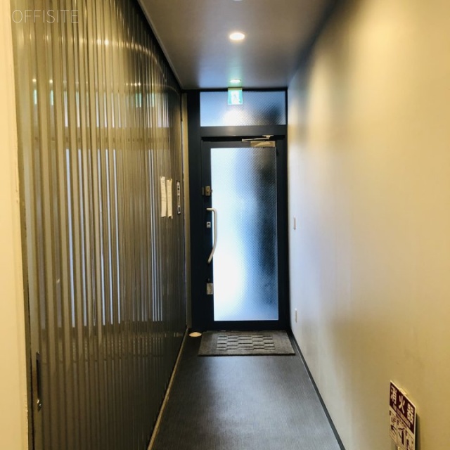 松戸ビル エントランス