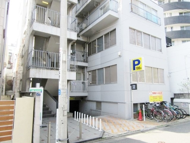 ロイヤル東麻布 外観