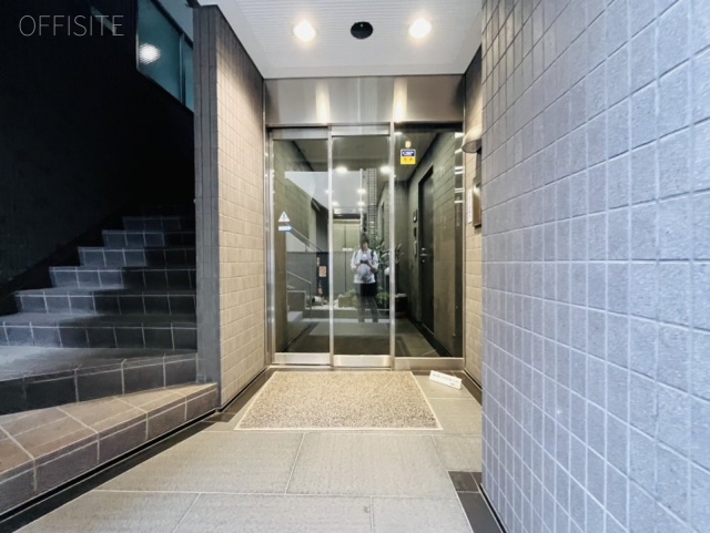 白善ビル　エントランス