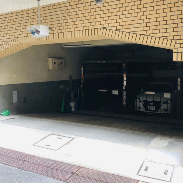 九段シルバーパレス 駐車場