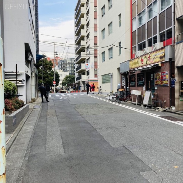 千代田ビル ビル前面道路