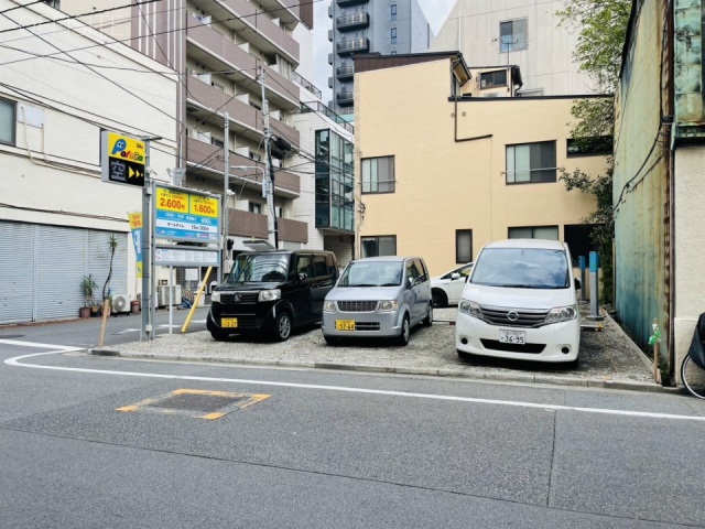 吉川ビル　近隣のコインパーキング