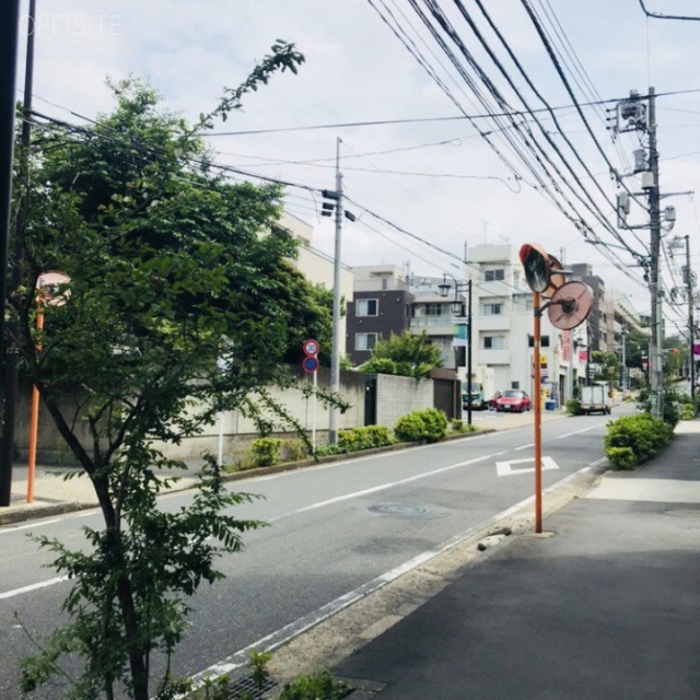 渋谷第2TYビル ビル前面道路