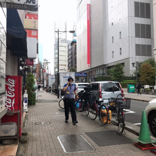 陽光銀座ビル ビル前面道路