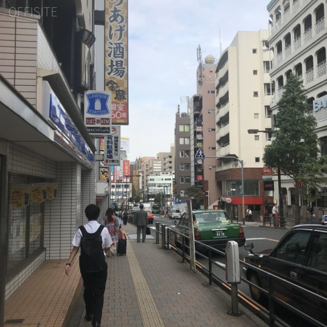 竹内ローリエビル ビル前面道路