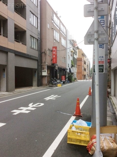 矢村ビル ビル周辺道路