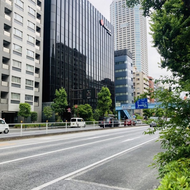 東京電力パワーグリッド(株)東京総支社 前面通り 靖国通り