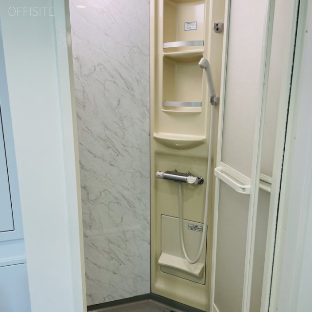 CーKS1　シャワー室